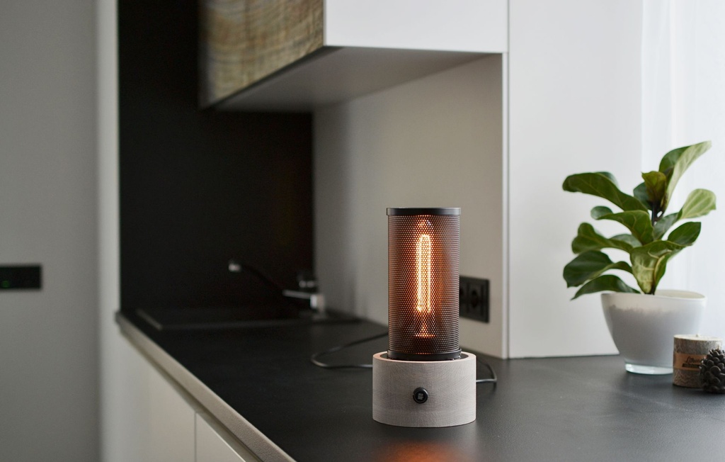 White_handmade_oak_lamp_filament_bulb_edison_industrial_style.jpg
