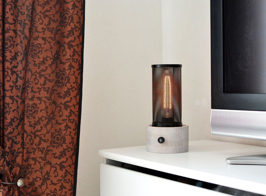 White_handmade_lamp_black_metal_mesh_scandinavian.jpg